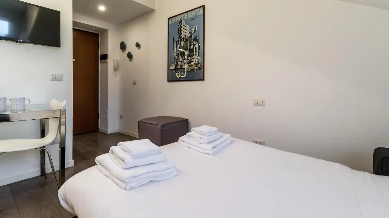 Apartment Italianway - Corso Como 9 Milan